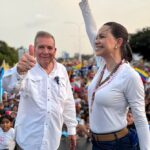 Las Elecciones Presidenciales En Venezuela Cumplen un Mes y Todavía No Se Resuelven